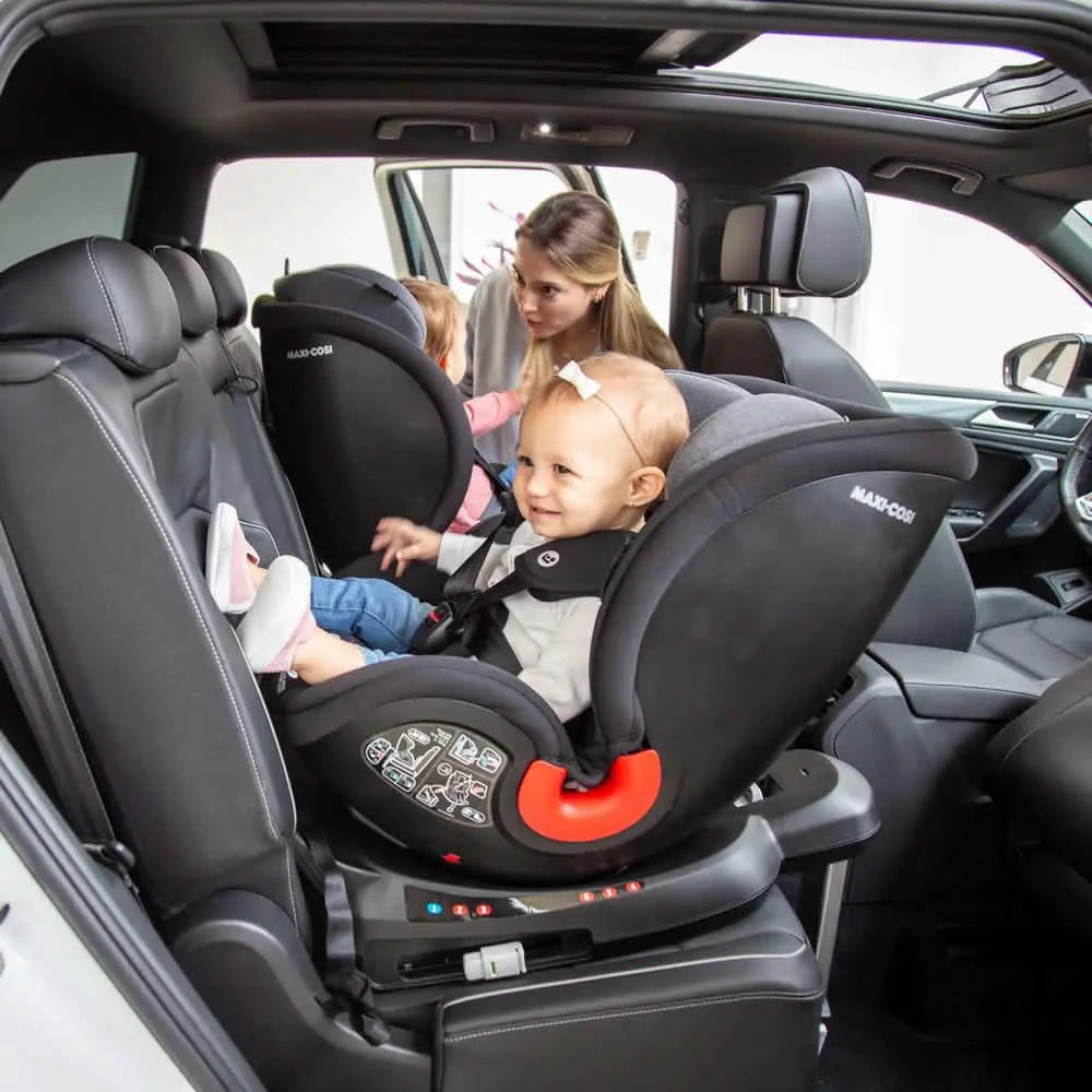 Cadeira Spinel Graphite Isofix Giro 360 Maxi Cosi