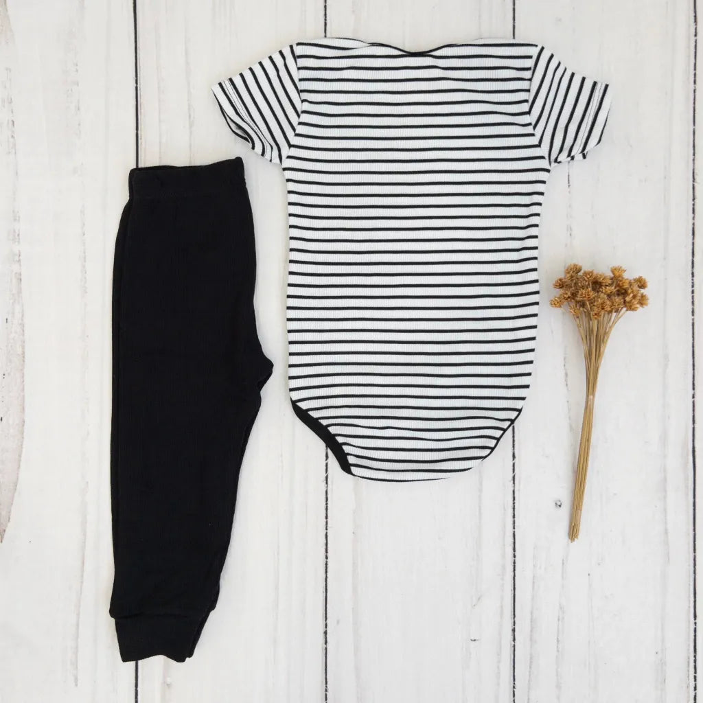 Conjunto Comfy Mickey