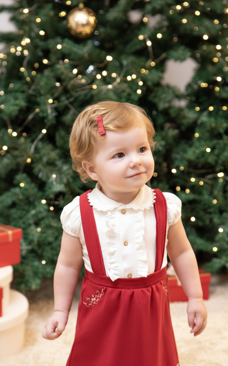 Conjunto Body Gola Rendado e Salopete Bordada com Alça Regulável Sofisticada Paraiso