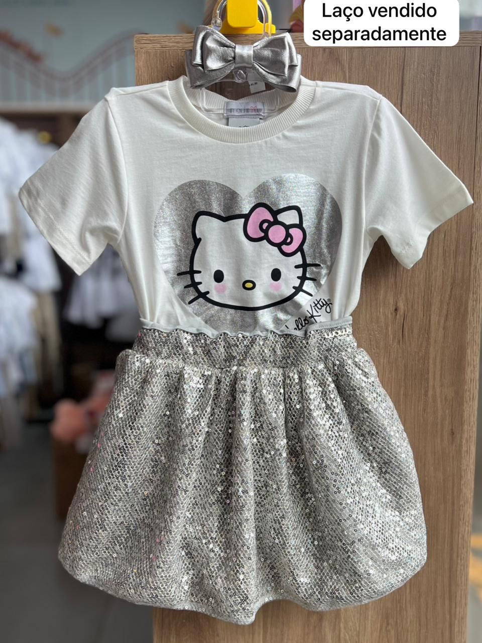 CONJUNTO BLUSA MANGA CURTA HELLO KITTY FOIL E SAIA PAETES MENINA MOMI