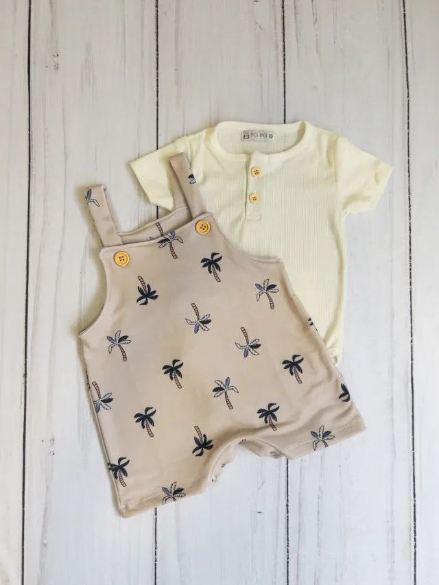 Conjunto Jardineira e Body Oliver