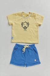 Conjunto Infantil para Bebê de Malha com Estampa e Bordado de Leãozinho e Bermuda de Piquet