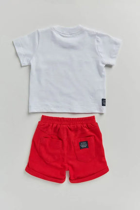 Conjunto para Bebê Camiseta de Malha 100% Algodão com Estampa Carro Vintage e Bermuda Comfy em Pique